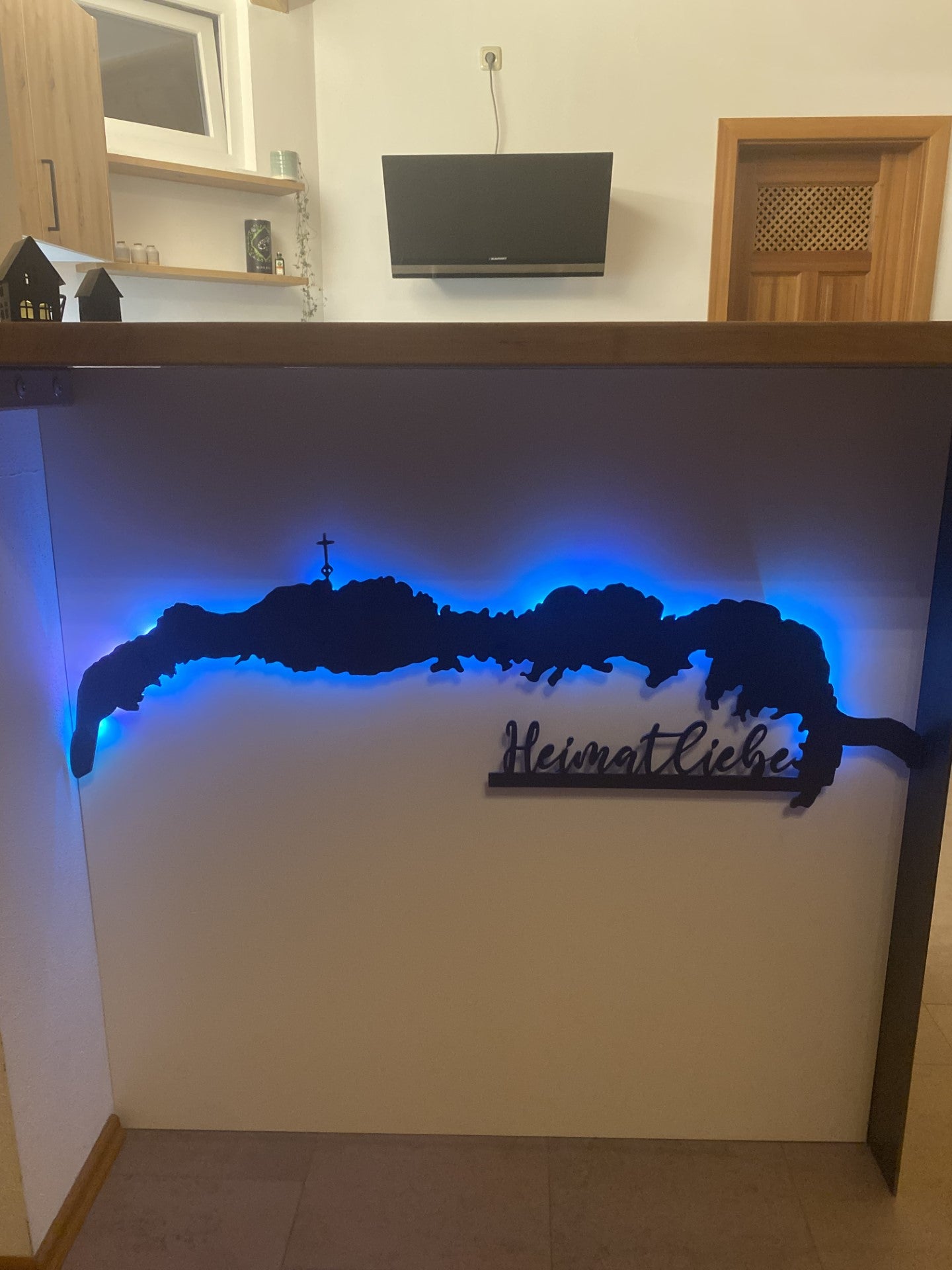 Metallschild Silhouette - Kampenwand "Heimatliebe"